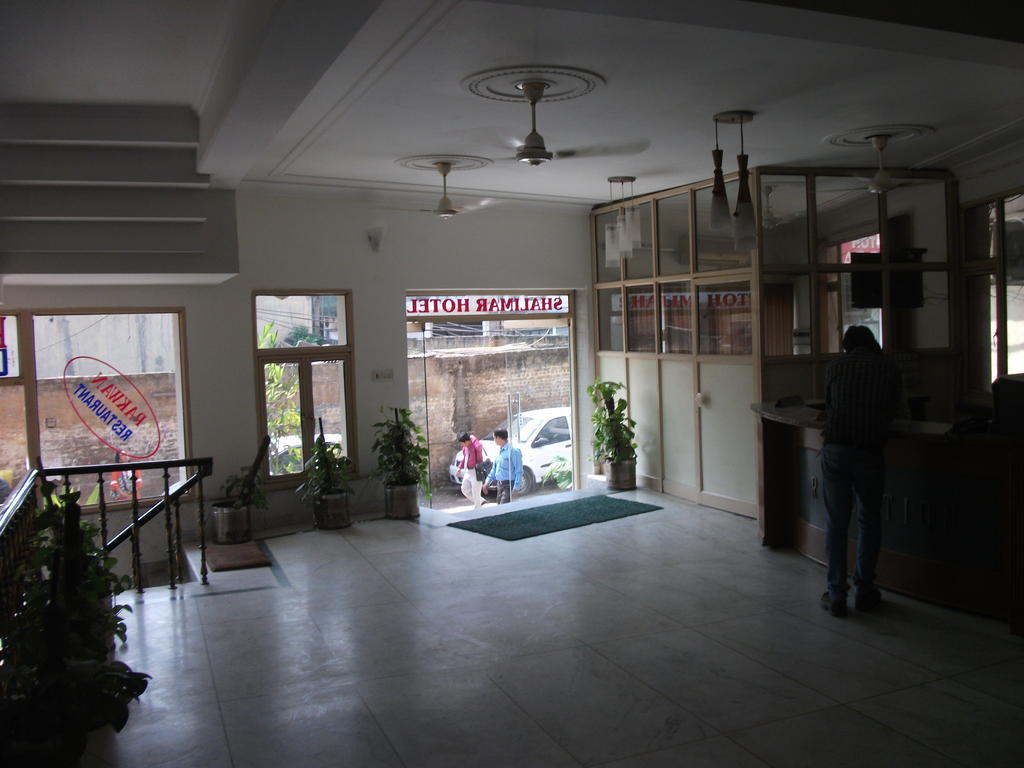 Shalimar Hotel นิวเดลี ภายนอก รูปภาพ